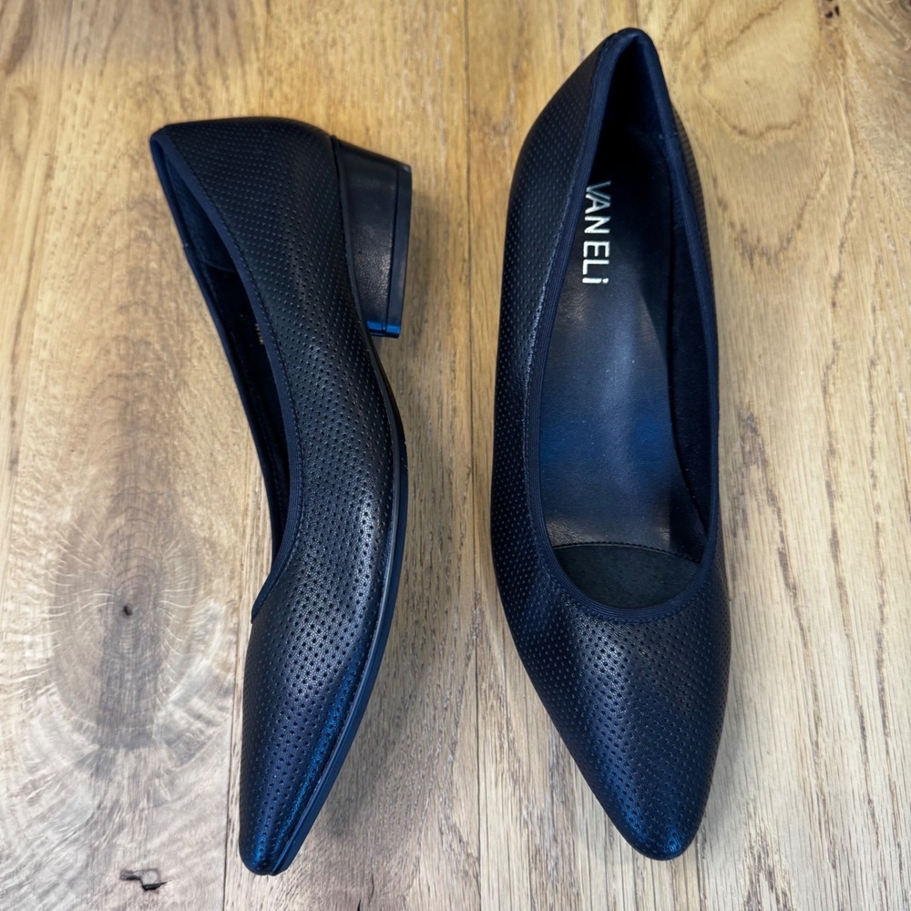 Vaneli Women 7.5 N Black Perforated Leather Pointed Toe Low Heel Pumps Classic
